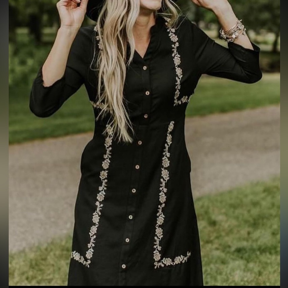 Roolee Women’s Small Black Embroidered Dress